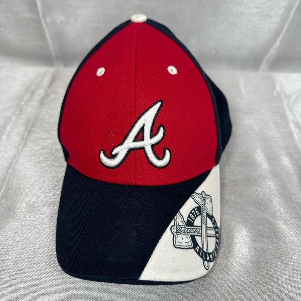 Red and Navy Atlanta Braves youth baseball cap‎
